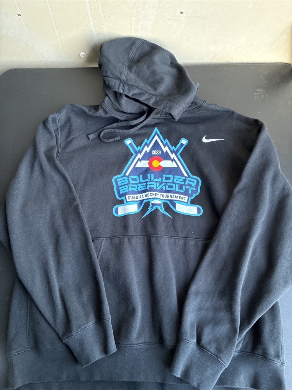 2023 Boulder Breakout Girls Hockey Tournament Nike Hoodie Size 2xl